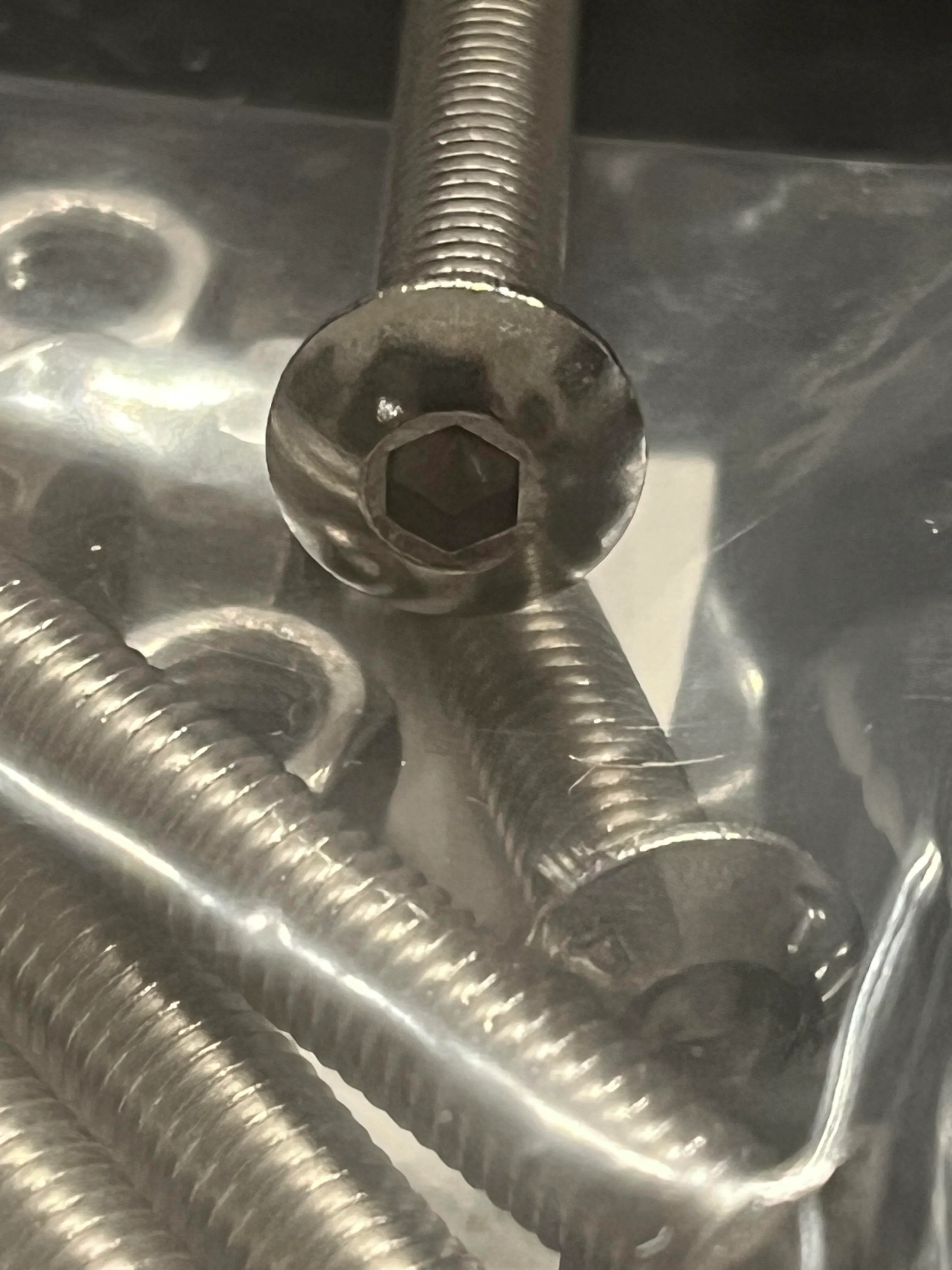 Battery Cover Bolts for Razor MX650 and MX500 - Image 4